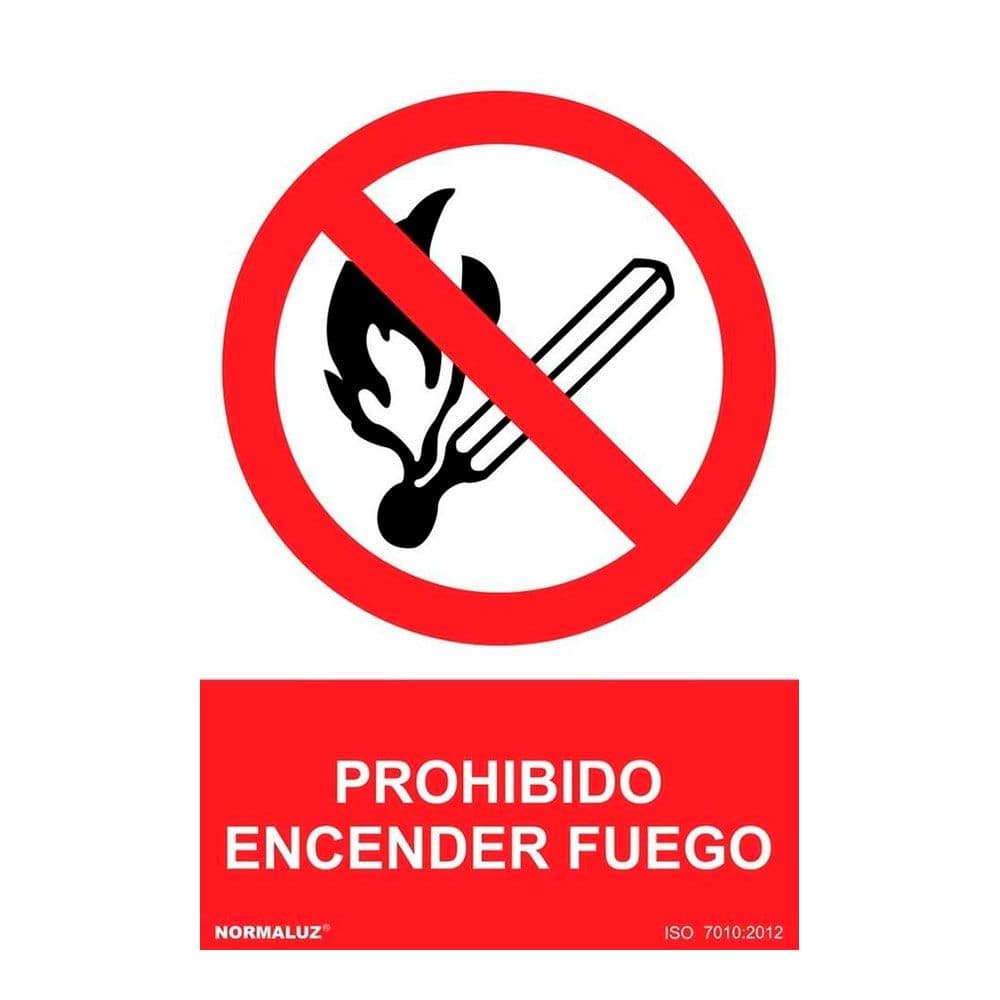 SEÑAL PROHIBIDO ENCENDER FUEGO, PVC, 30 x 40 cm
